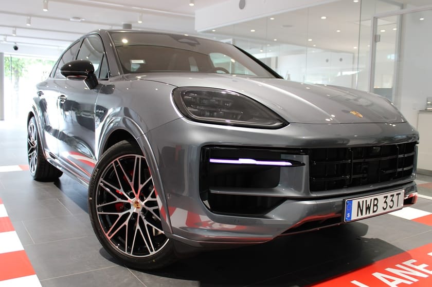 Bild 1 av Porsche Cayenne S E-Hybrid Coupé BLACK EDI