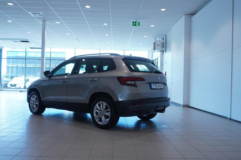 Bild 4 av Škoda Karoq 1.0 TSI DSG Style Drag Backkamera 115hk