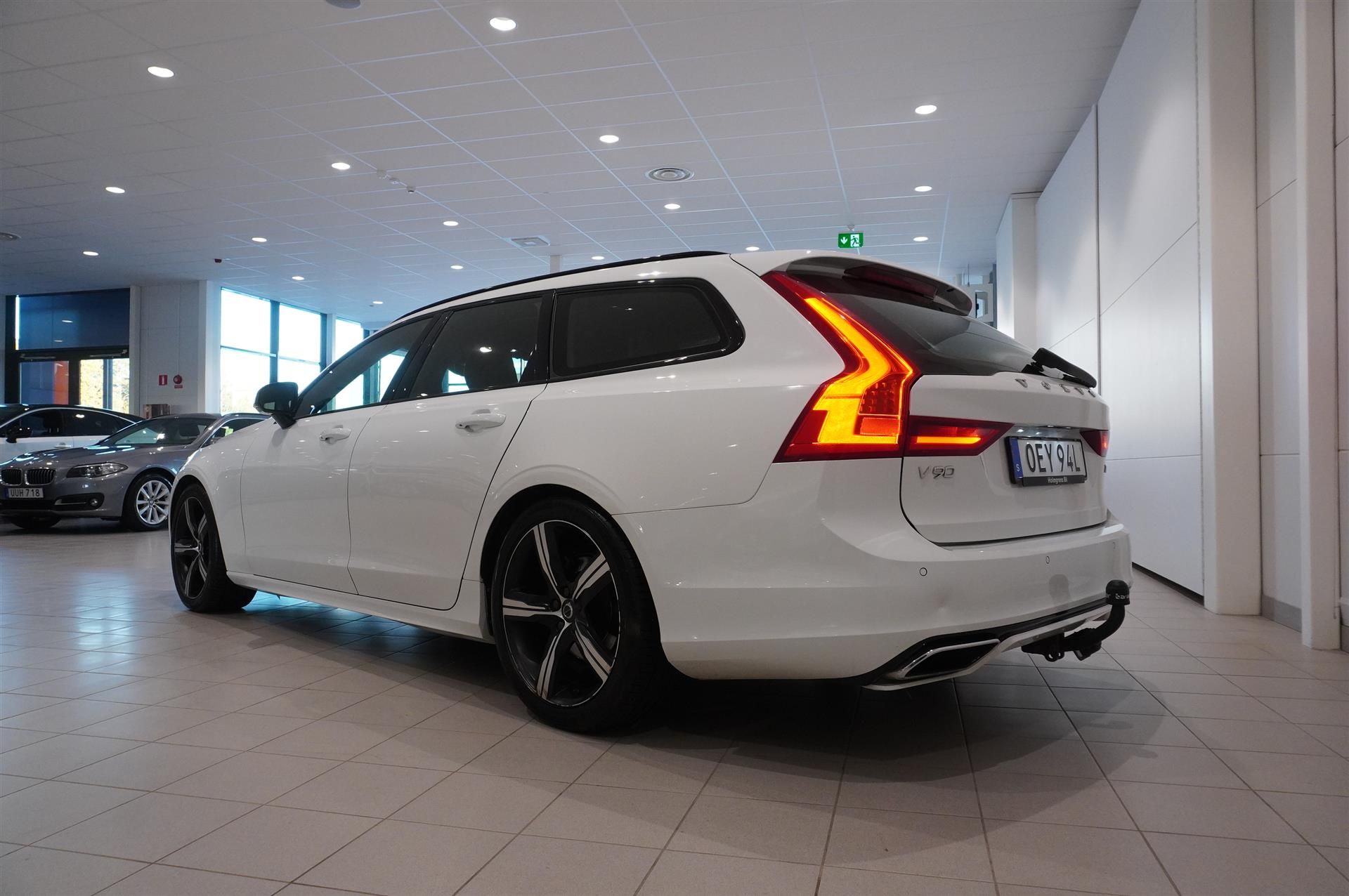 Volvo V90 T4 R-Design 2020, bild 3/10