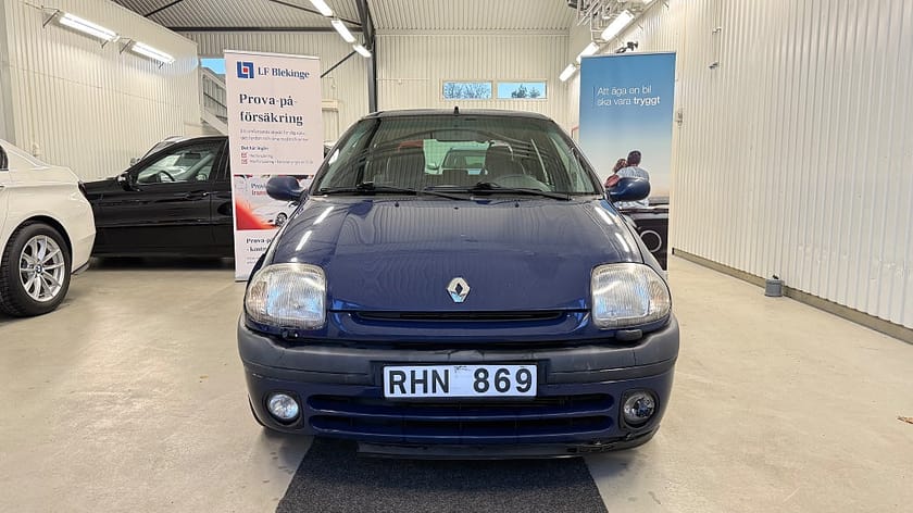 Bild 1 av Renault Clio  Halvkombi