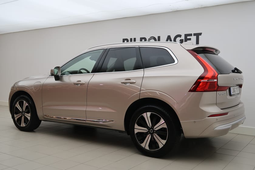 Bild 3 av Volvo XC60 Recharge T6 Plus Bright/360K/Pano/H&K/Drag
