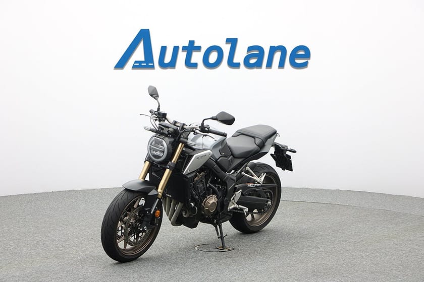 Bild 4 av Honda Powersports CB650R *ABS, Nyservad