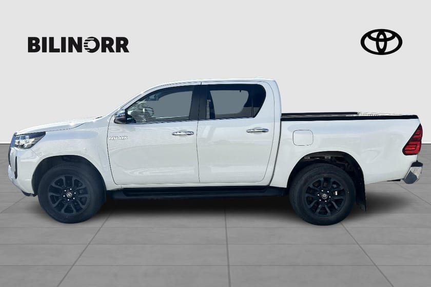 Bild 4 av Toyota Hilux Dubbelhytt D-CAB 2,4 TURBO D-4D, ADBLUE 4WD AUTOMAT HERO MOMS
