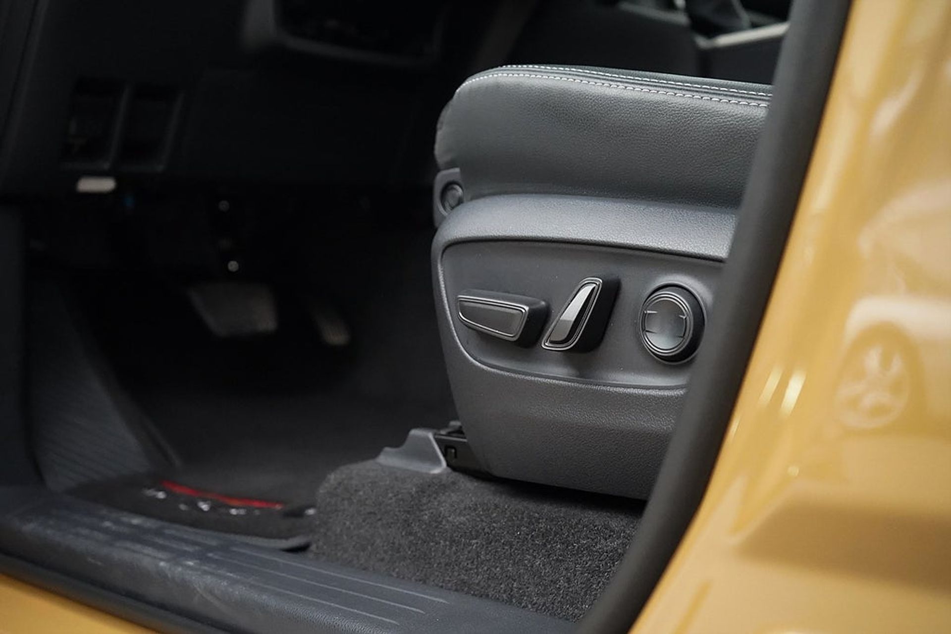 Toyota Land Cruiser 2024, bild 6/10