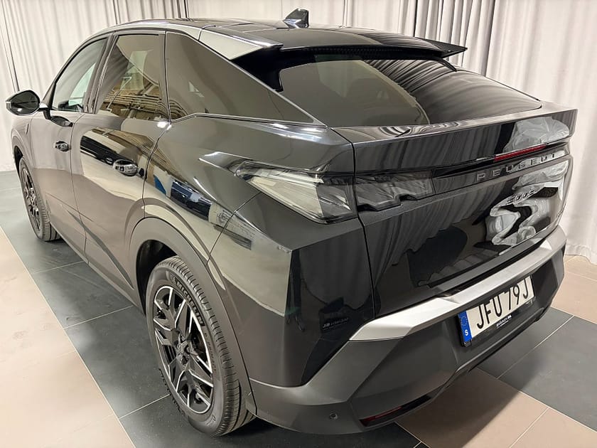 Bild 3 av Peugeot 3008 Hybrid 145 GT AUT Inkl. Vinterhjul