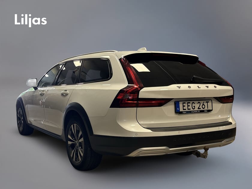 Bild 3 av Volvo V90 Cross Country D4 AWD Advanced Edt//Drag//Smartphone spegling//