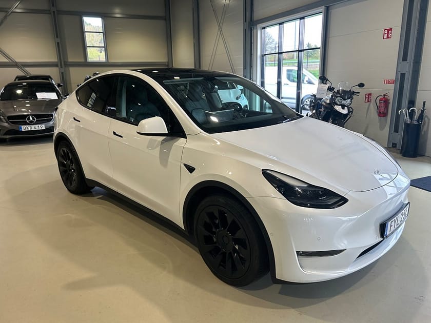 Bild 2 av Tesla Model Y Long Range AWD
