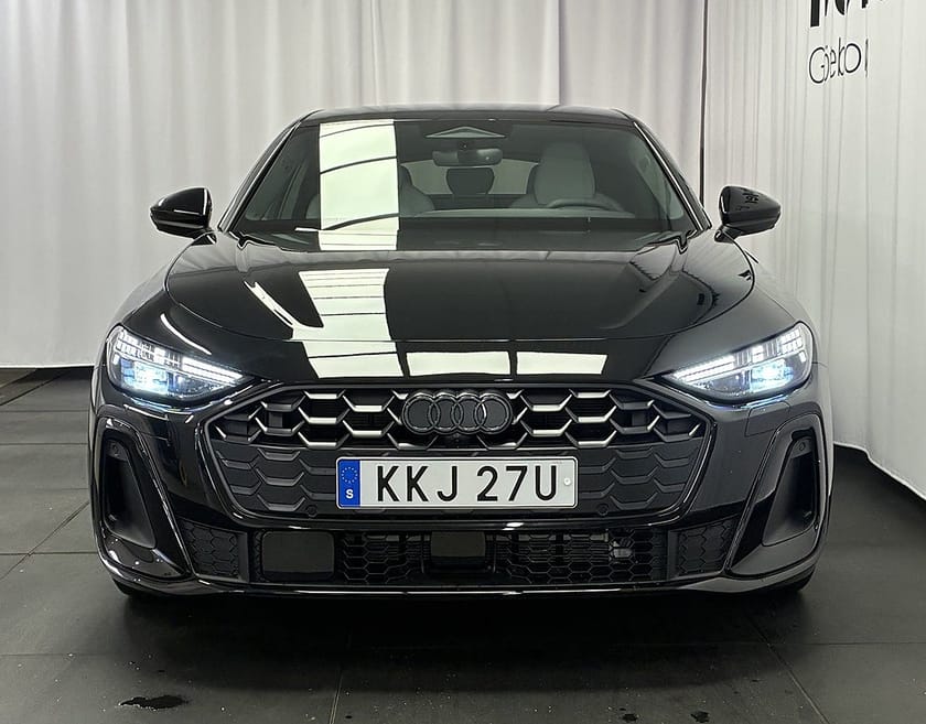 Bild 3 av Audi A5 Sedan e-hybrid quattro 220 KW S TRONIC