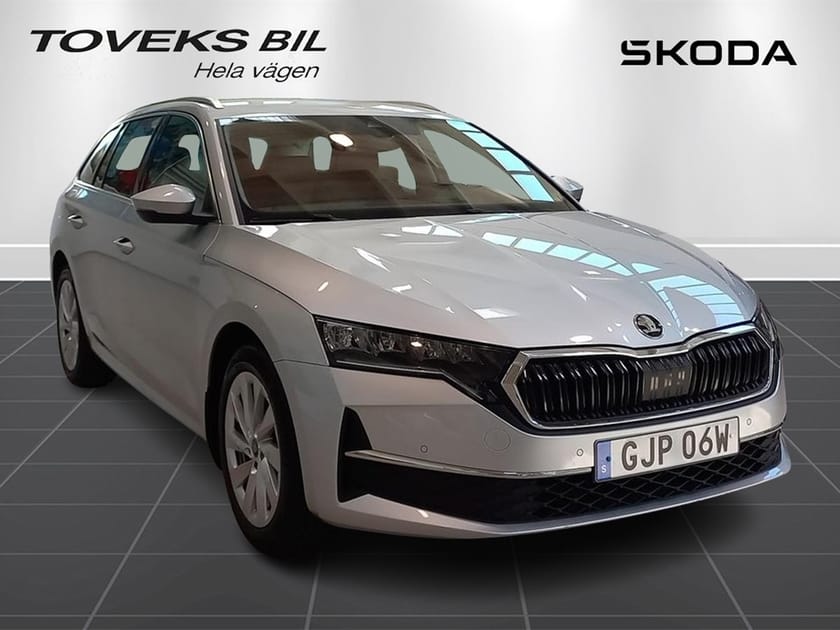 Bild 3 av Škoda Octavia Kombi MHEV med drag- och värmarepaket