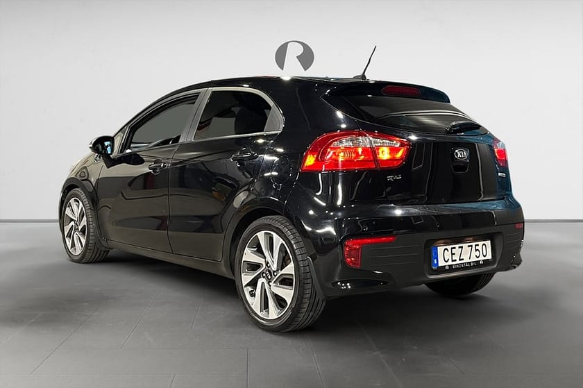 Bild 4 av Kia Rio 5-dörrar 1.2 84 HK GLS NAVI PDC BACKKAMERA NYSERV 17"