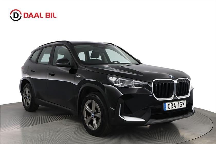 Bild 3 av BMW X1 xDrive25e 245HK 16,3kWh H/K® 3D-VIEW HUD VÄRMARE NFC
