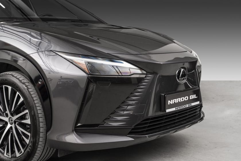 Bilde 2 av Lexus RZ 450e Luxury/HUD/ACC/Rattvarme/Mark Levinson