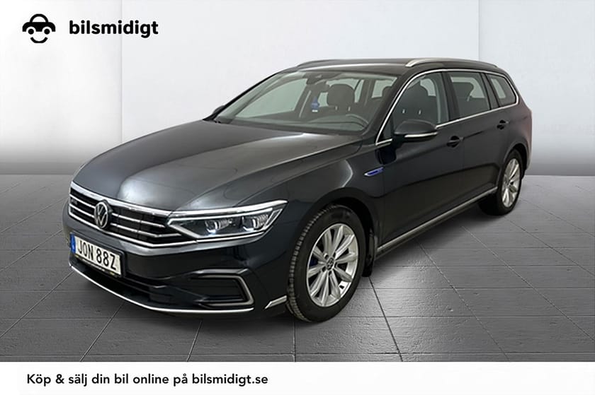 Bild 1 av Volkswagen Passat Sportscombi GTE SC Executive Business Drag Läder/Alcantara Navi Kamera IQ.Light 218hk