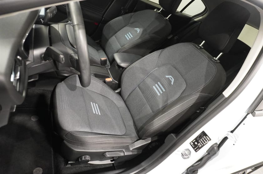 Bild 4 av Ford Focus Active 5d 1.0 EcoBoost Kamera LED Motorvärmare