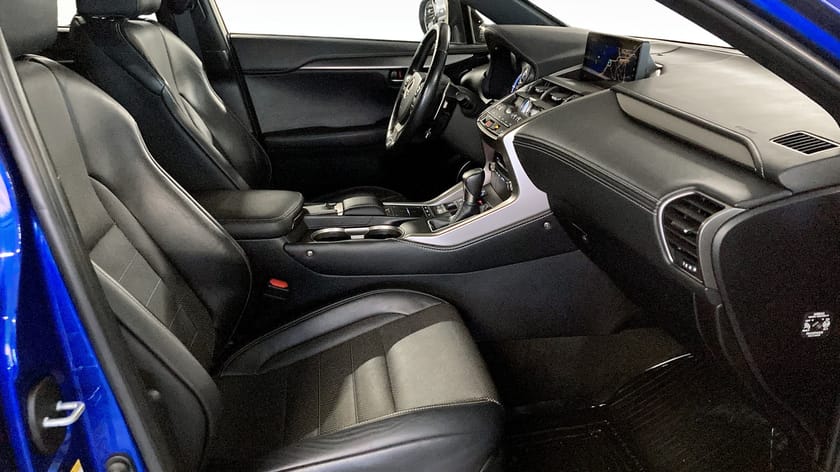 Bild 3 av Lexus NX 300h AWD NX300H F-Sport Taklucka Dragkrok Navi