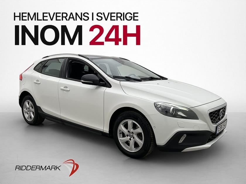Bild 1 av Volvo V40 Cross Country D2 Momentum Värmare Pano VÄLSERVAD