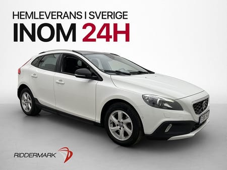 Volvo V40 Cross Country D2 Momentum Värmare Pano VÄLSERVAD