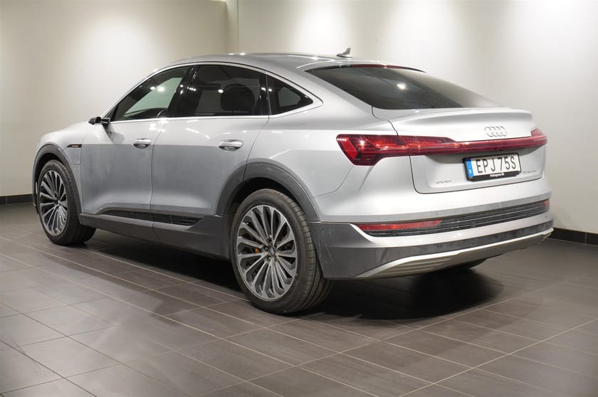 Bild 2 av Audi e-tron Sportback 50 quattro S-Line 360° B O Drag