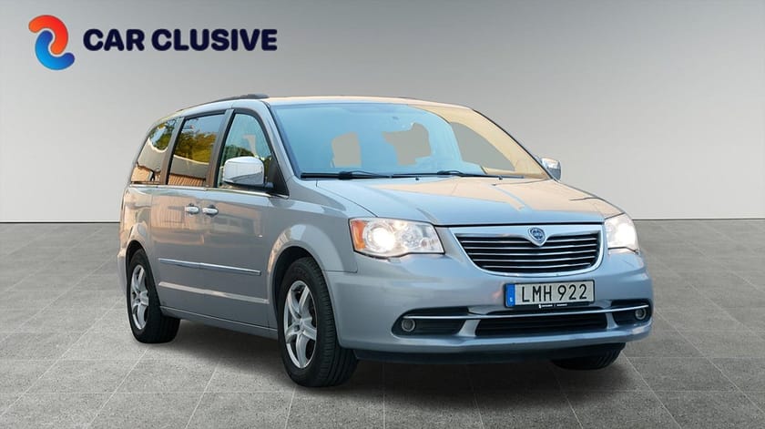 Bild 1 av Lancia Voyager 3.6 V6 283hk LX | 1198 kr/mån | 7-Sits | Kamera
