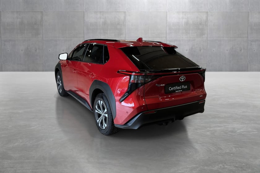 Bilde 3 av Toyota bZ4X Elektrisk 218 hk Automatgir AWD Executive hengerfeste