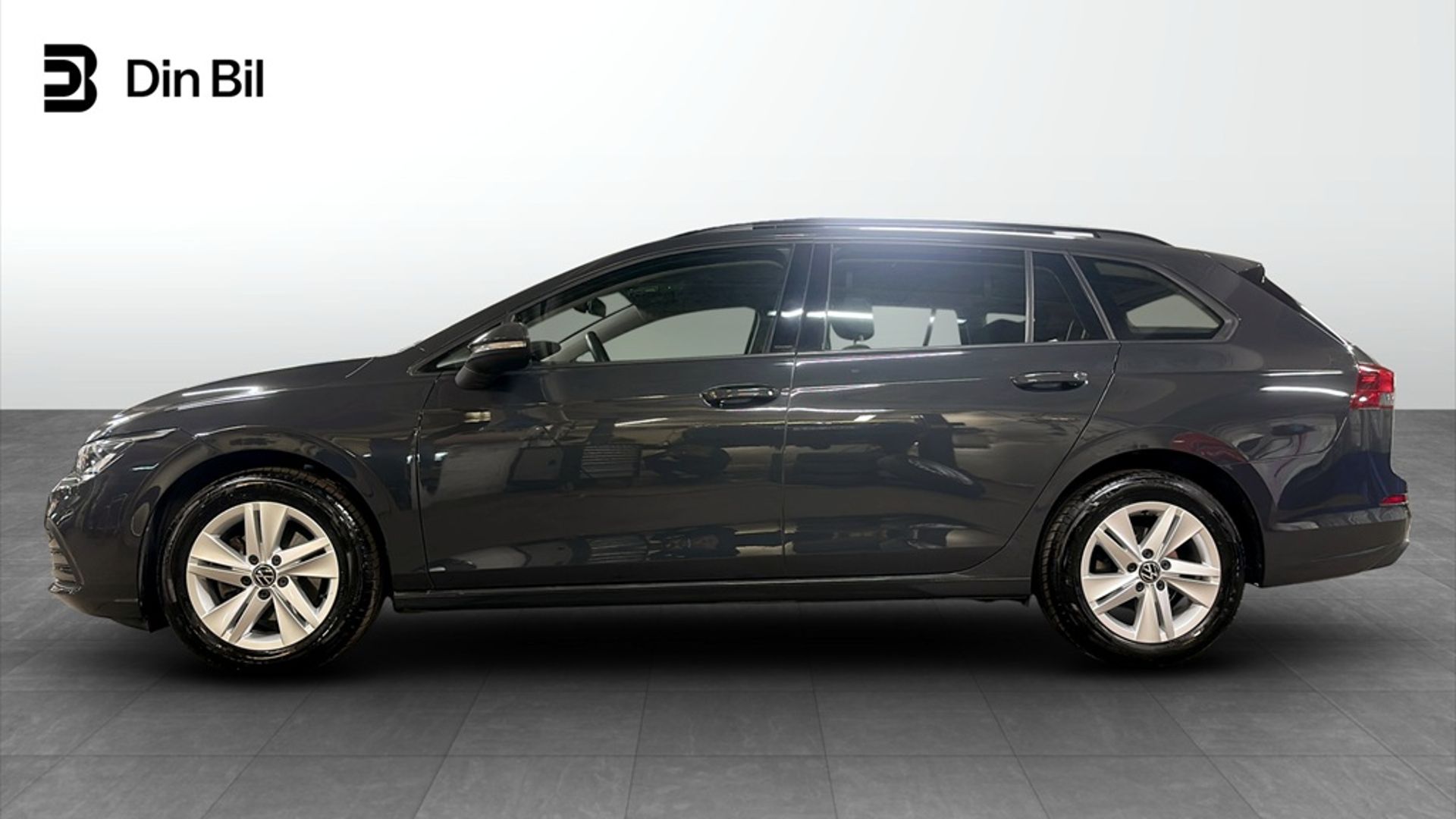 Volkswagen Golf 1.5 eTSI Life 2023, bild 2/10