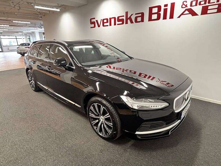 Bild 4 av Volvo V90 Recharge T6 AWD Geartronic Momentum 2,99% ränta