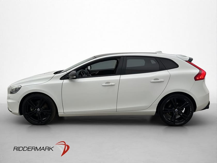 Bild 4 av Volvo V40 T5 245hk R-Design Carbon Edition H/K Värmare Navi