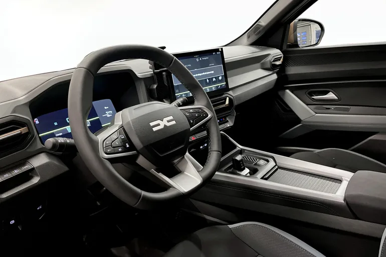 Dacia Bigster Hybrid 155