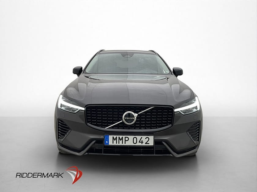 Bild 2 av Volvo XC60 Recharge T6 AWD Plus Dark Pano H/K 360° Drag VOC
