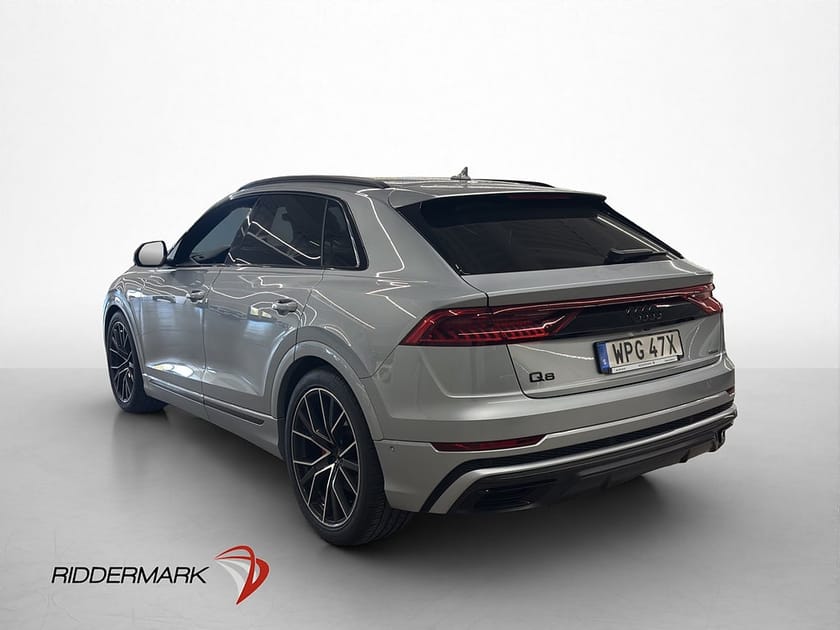 Bild 5 av Audi Q8 55 TFSI quattro Q S-Line Competition MATRIX Värmare Luftfjäd