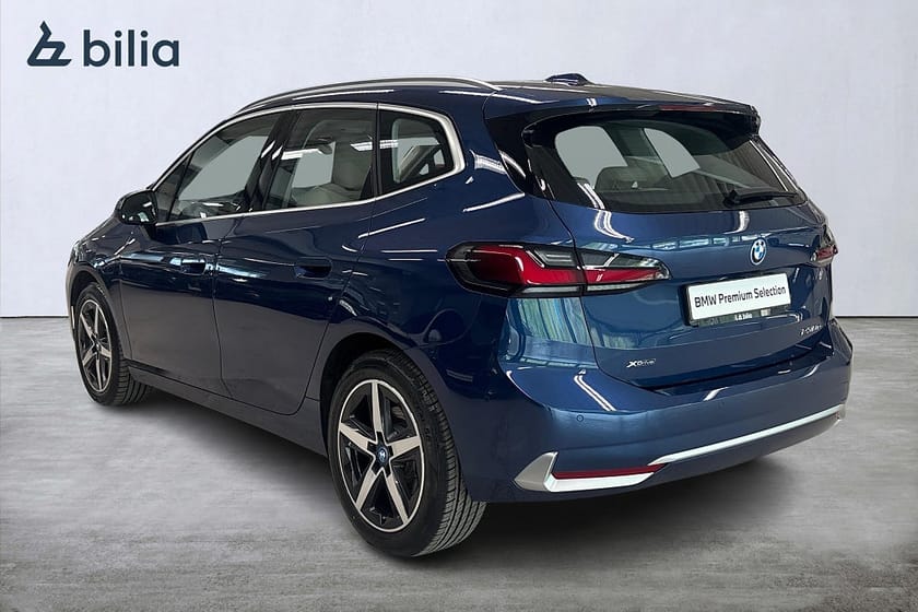 Bild 2 av BMW 230e xDrive Active Tourer | Aktiv farth. | Drag | 360 Kamera