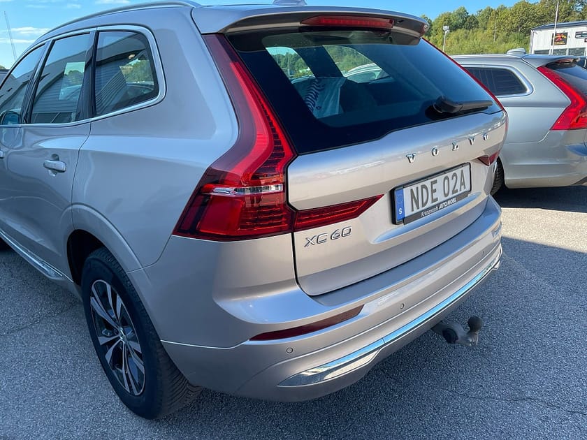 Bild 4 av Volvo XC60 T6 Recharge Core Bright plug in AWD 350HK 4x4 Panorama Läder