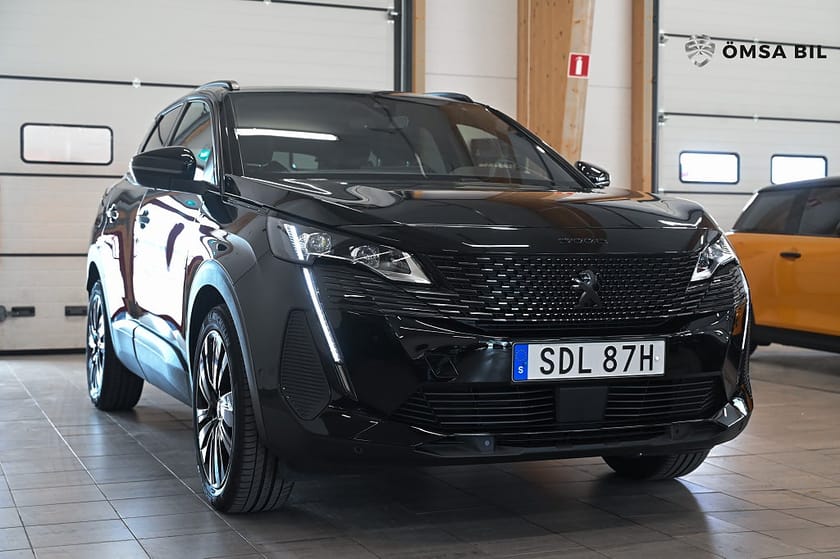Bild 3 av Peugeot 3008 GT Black Pack Carplay Drag Kamera 131hk