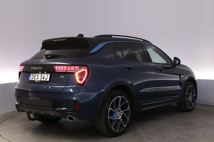 Bild 5 av Lynk & Co 01 PHEV Pano 360 Adap Farth Infinity BLIS Drag