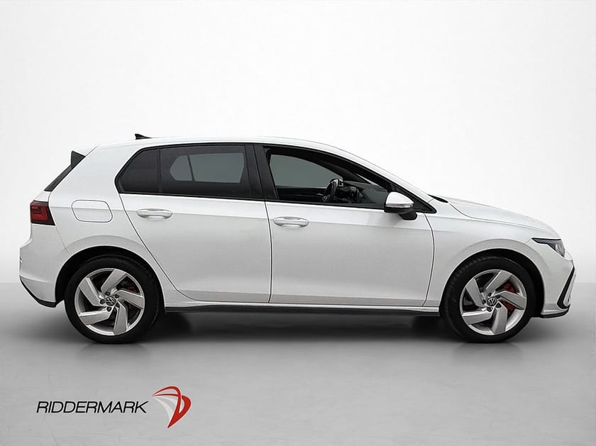 Bild 5 av Volkswagen Golf GTE Cockpit CarPlay Navi P-Sensorer MOMS