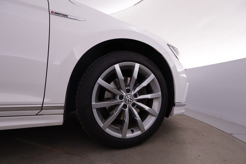 Bild 4 av Volkswagen Passat Sportscombi GT TDI 190 HK DSG 4MOTION R-Line