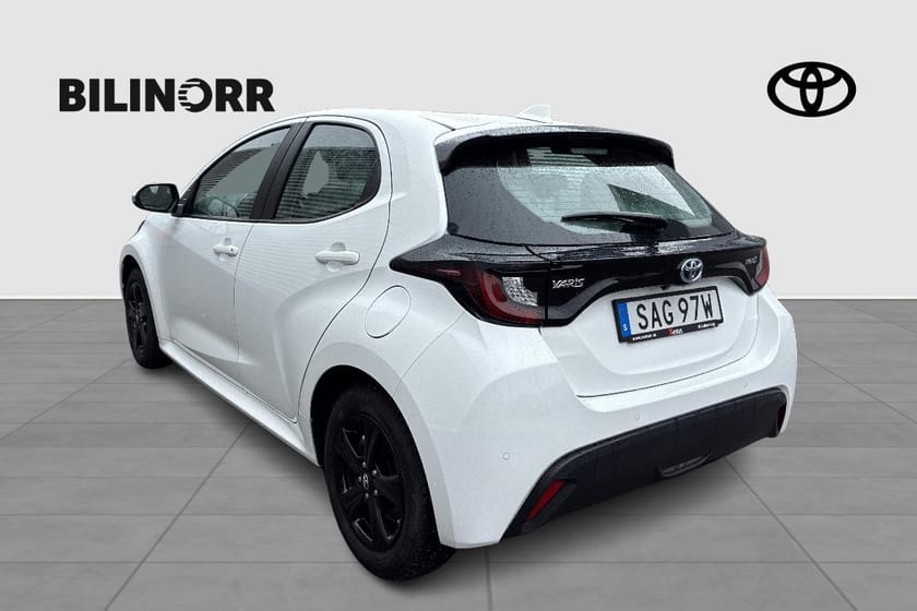 Bild 4 av Toyota Yaris Hybrid 1,5 5D Active/Kamera/Rattvärme/MoK