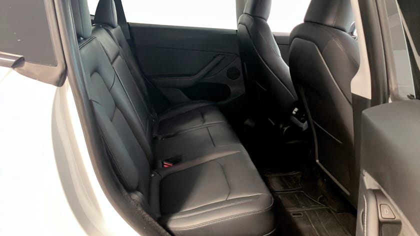 Bild 5 av Tesla Model Y Long Range AWD 514HK DRAG KAMERA PANO NAVI MOMS
