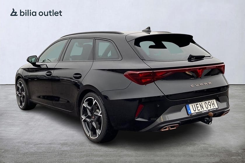 Bild 3 av CUPRA Leon Sportstourer VZ e-Hybrid 272hk Drag Värmare
