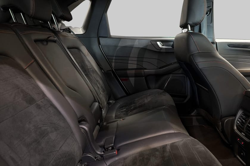 Bild 5 av Ford Kuga Plug-In Hybrid ST-Line X B&O Drag Kamera Navi