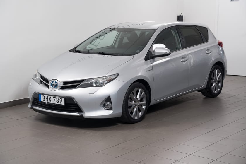 Bild 4 av Toyota Auris Hybrid e-CVT 136hk Edsition 50 Backkamera/Keyless/BT