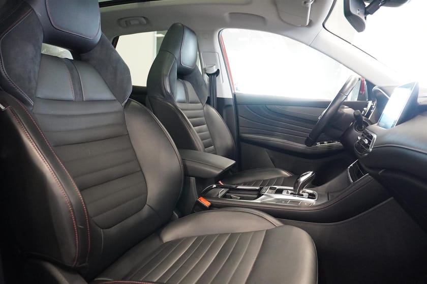 Bild 4 av MG EHS PHEV Luxury Automat Panorama Adaptiv Farthållare