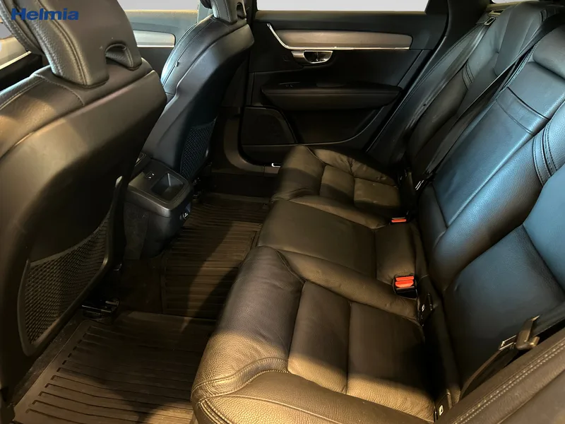 Bild 12 av 15 – Volvo V90 Cross Country D4 AWD Adv SE II Cross Country Advanced