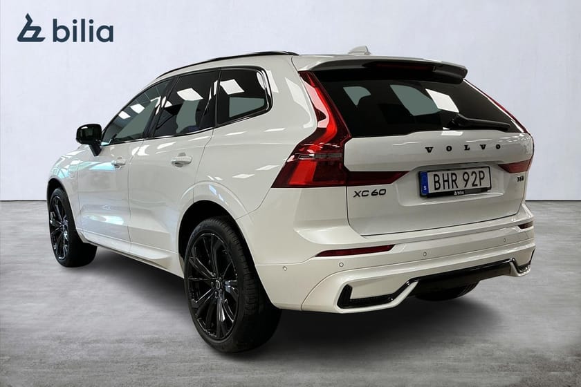 Bild 4 av Volvo XC60 T6 Plus Black Nordic Edition Teknikpaket Drag Panorama