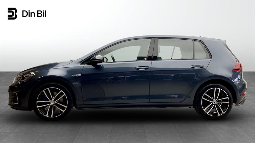 Bild 2 av Volkswagen Golf GTE 1.4 TSI DSG Digital cockpit/Värmare