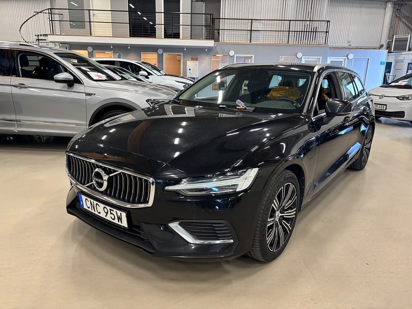 Bild 1 av Volvo V60 Recharge T6 AWD Geartronic Inscription 2,99% ränta