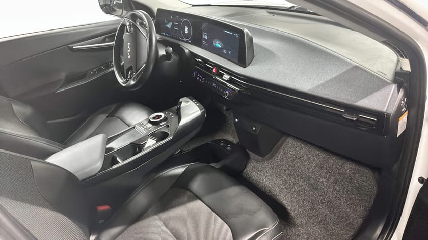 Bild 3 av Kia EV6 RWD Advance Plus  77.4 kWh 228hk 360° Carplay Värmare