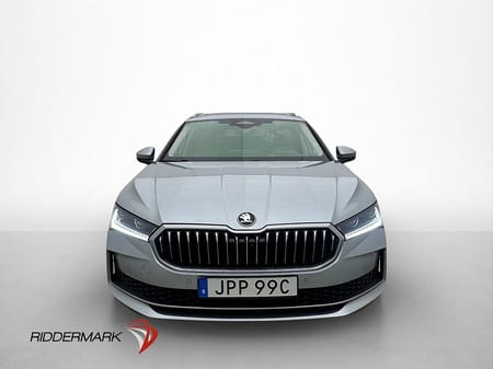 Škoda Superb iV Kombi Skoda 204hk MOMS L&K Drag Pano 360° HuD
