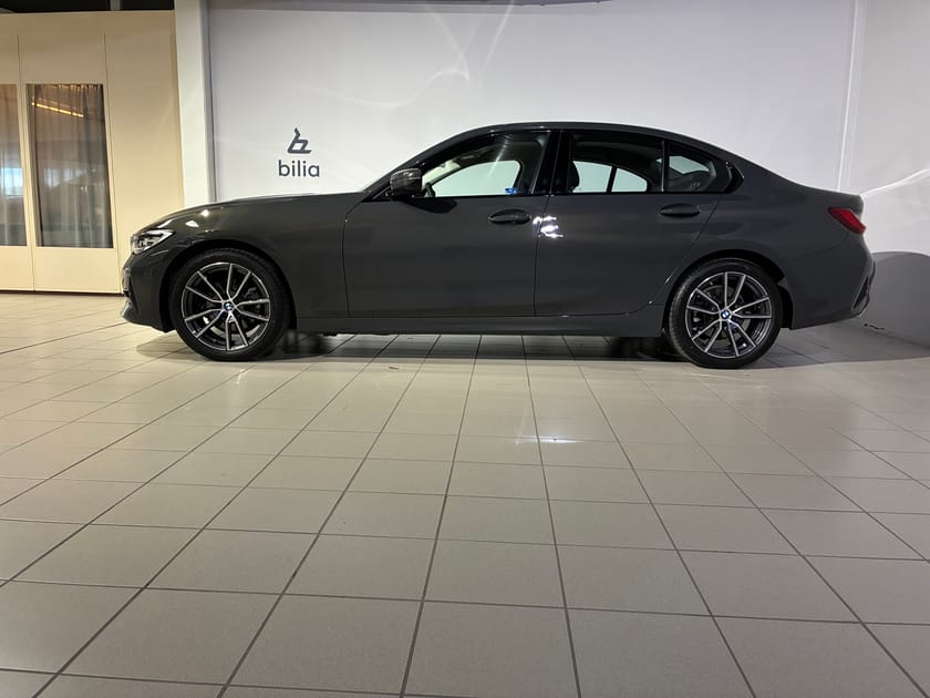 Bild 3 av BMW 320d xDrive Sedan SportLine