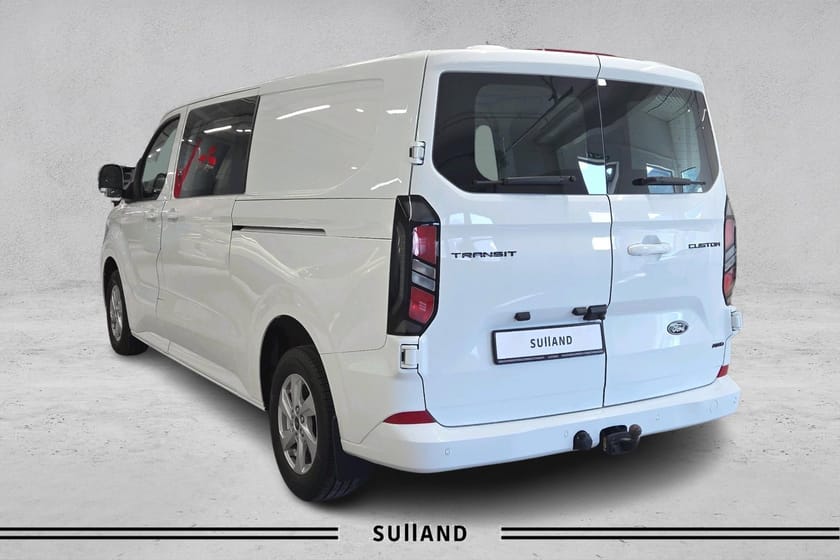Bilde 3 av Ford Transit Custom 320 2,0 TDCi 170hk L2 Limited AWD